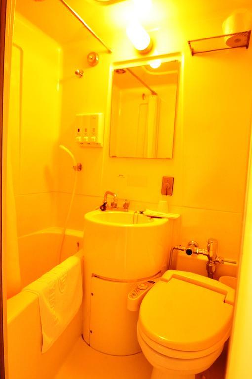 Toko City Hotel Umeda أوساكا الغرفة الصورة